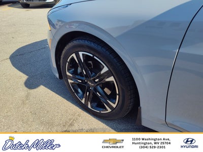 2023 Kia K5 GT-Line