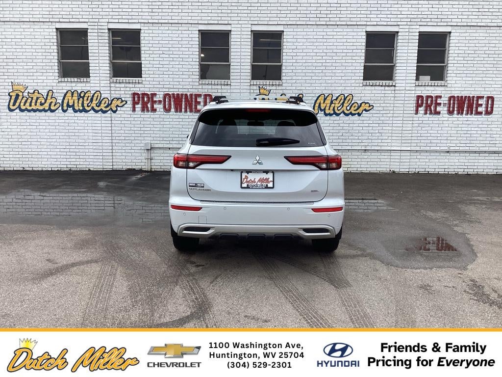 2023 Mitsubishi Outlander SEL