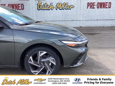 2025 Hyundai Elantra SEL Sport