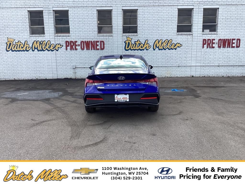 2025 Hyundai Elantra SEL Sport