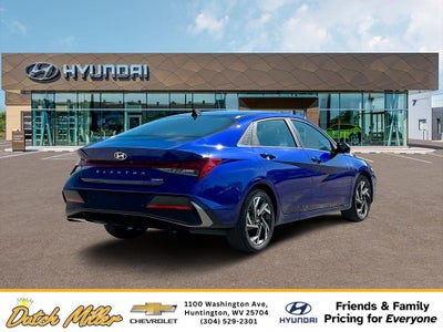 2025 Hyundai Elantra Limited