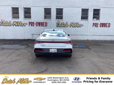 2025 Hyundai Elantra Limited