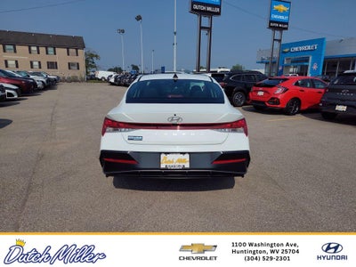 2025 Hyundai Elantra SEL Convenience