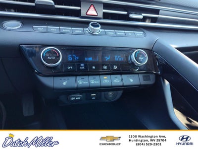 2025 Hyundai Elantra SEL Convenience