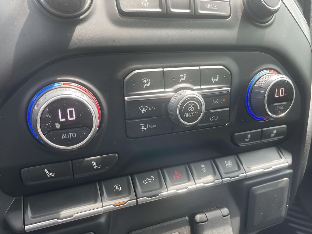 2022 Chevrolet Silverado RST