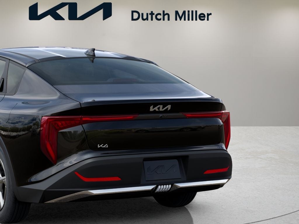 2026 Kia K4 LXS