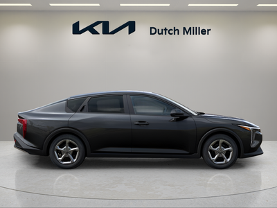2027 Kia K4 LX