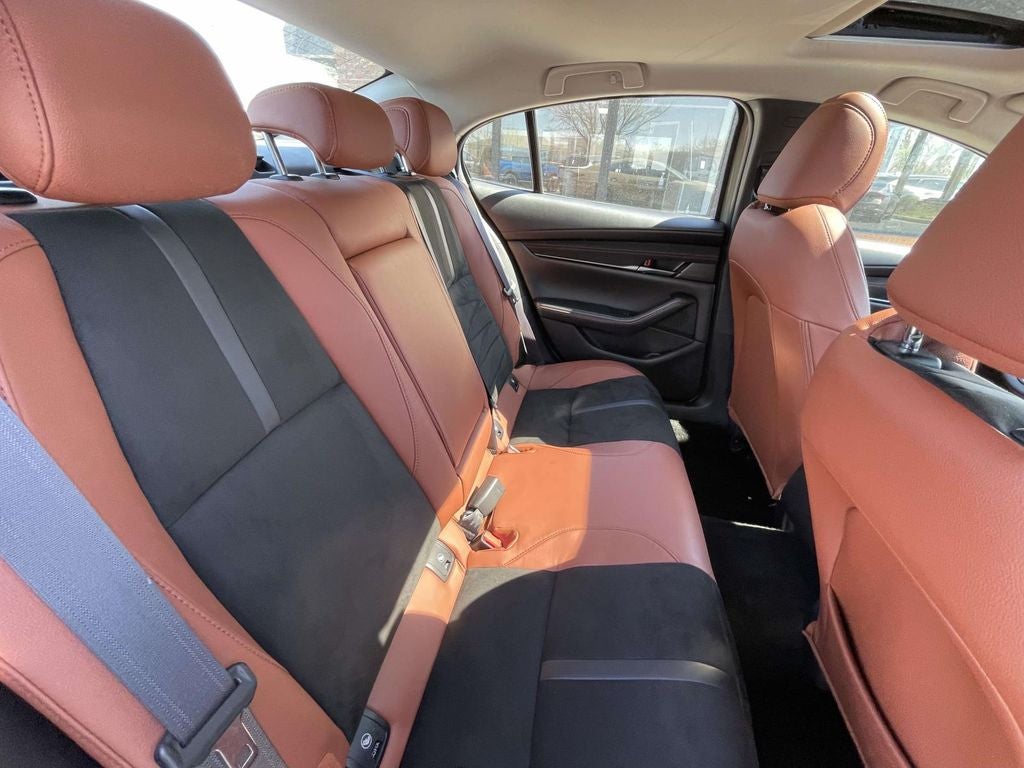 2024 Mazda Mazda3 2.5 Carbon Turbo