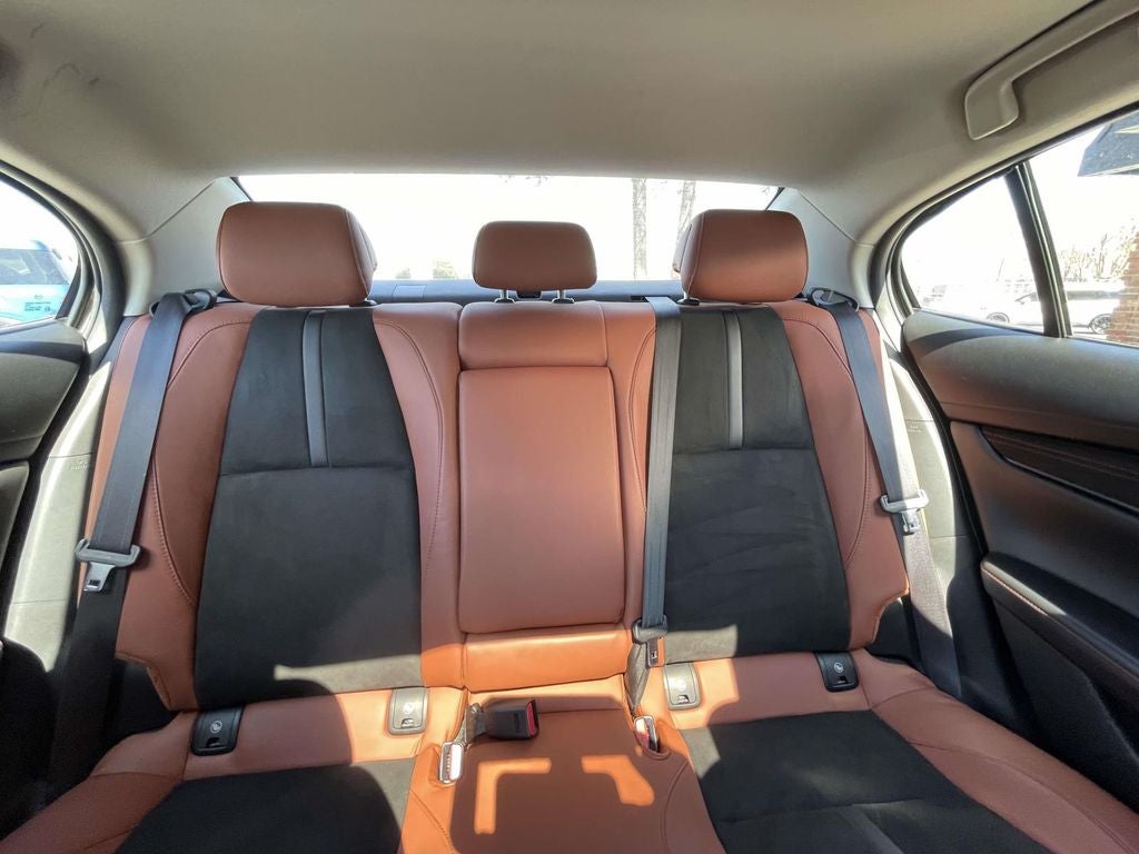 2024 Mazda Mazda3 2.5 Carbon Turbo