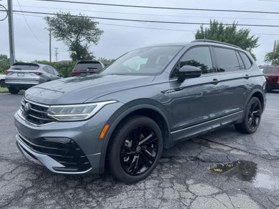 2024 Volkswagen Tiguan SE R-Line Black