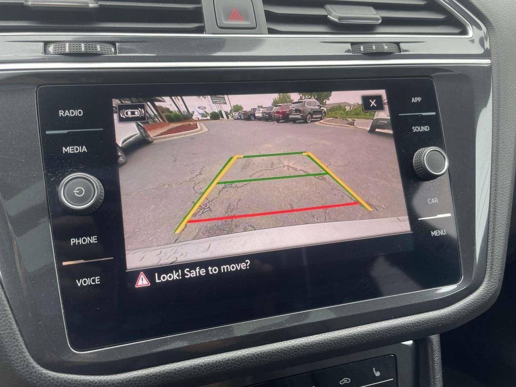 2024 Volkswagen Tiguan SE R-Line Black