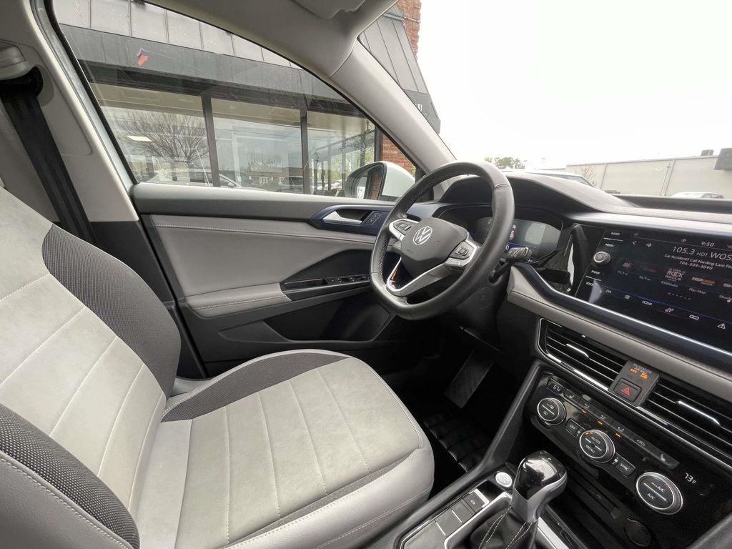 2024 Volkswagen Taos SE