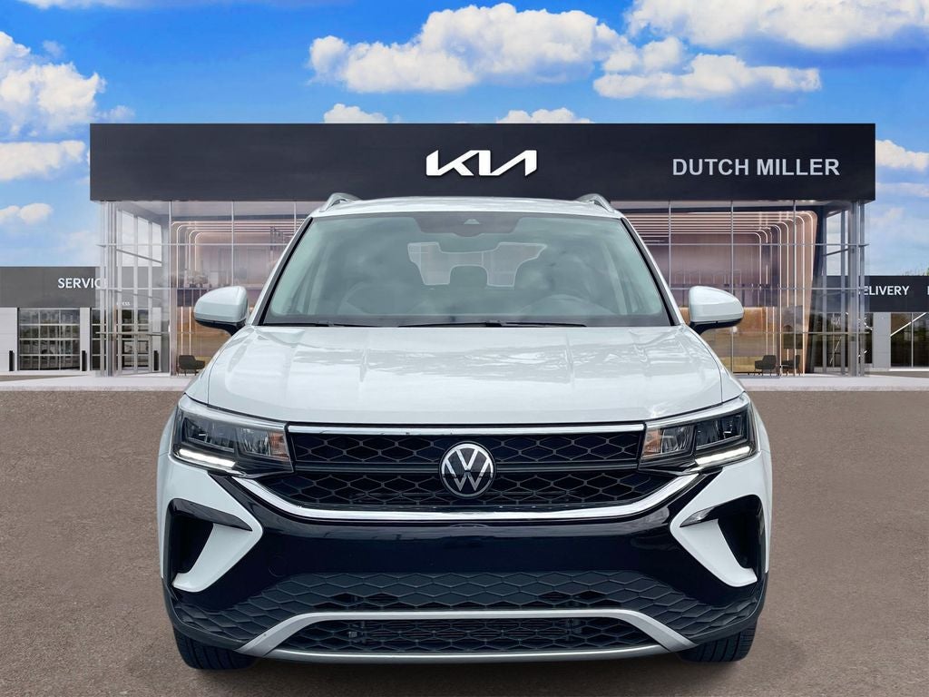 2024 Volkswagen Taos SE