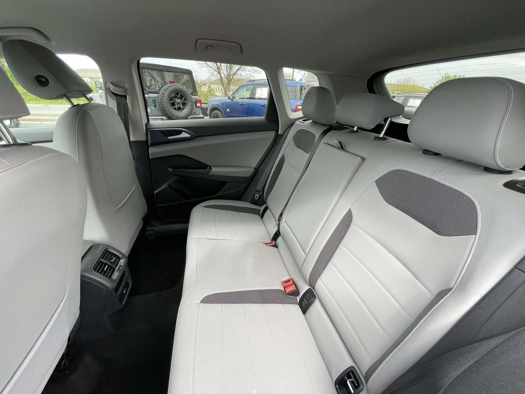 2024 Volkswagen Taos SE