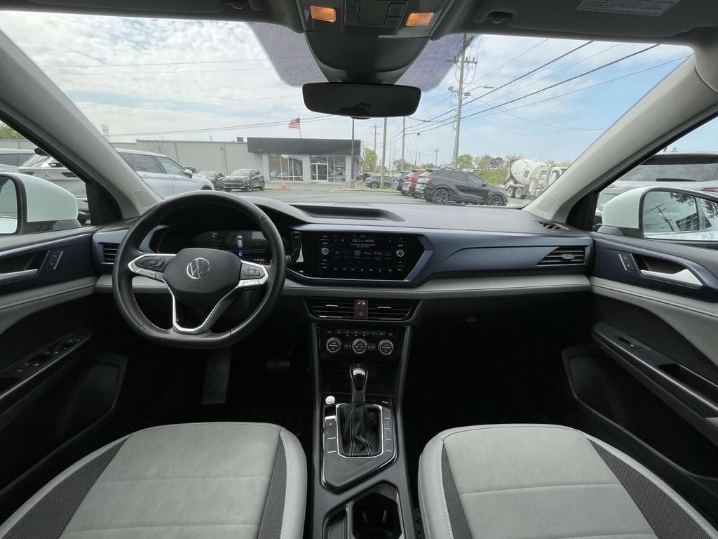 2024 Volkswagen Taos SE