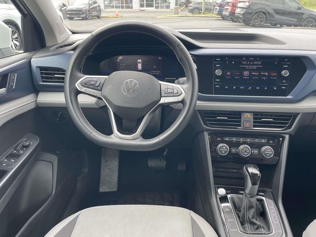 2024 Volkswagen Taos SE