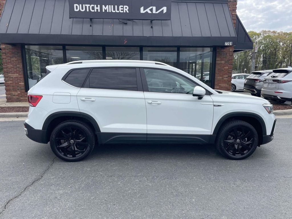 2024 Volkswagen Taos SE