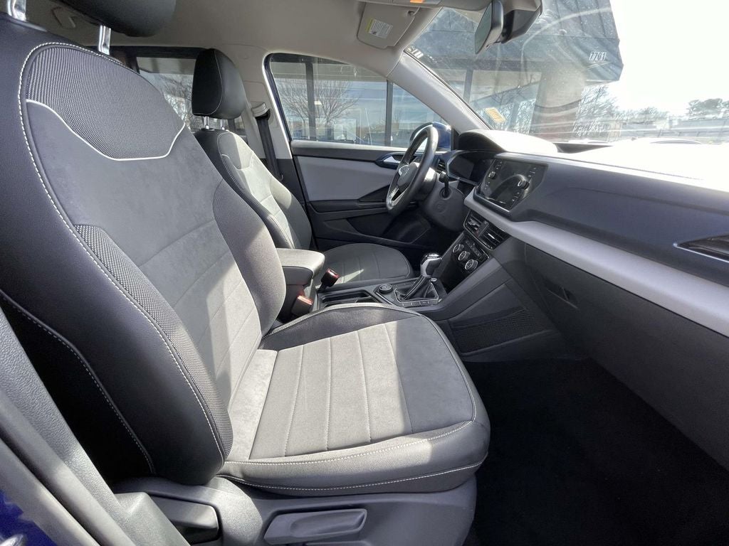 2023 Volkswagen Taos SE