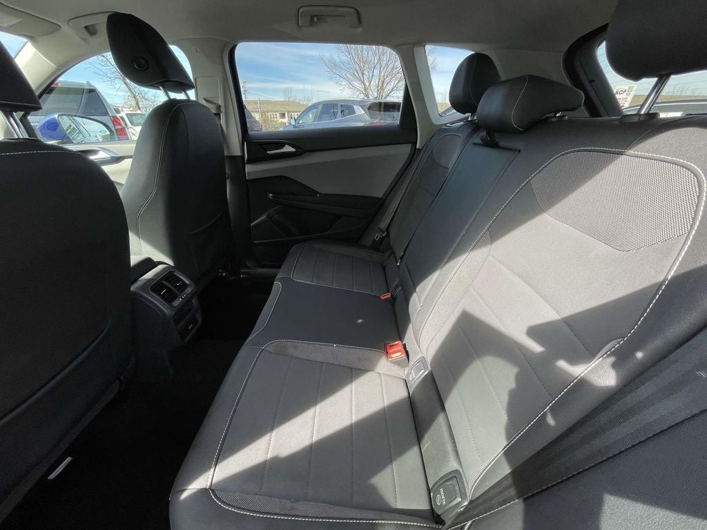 2023 Volkswagen Taos SE