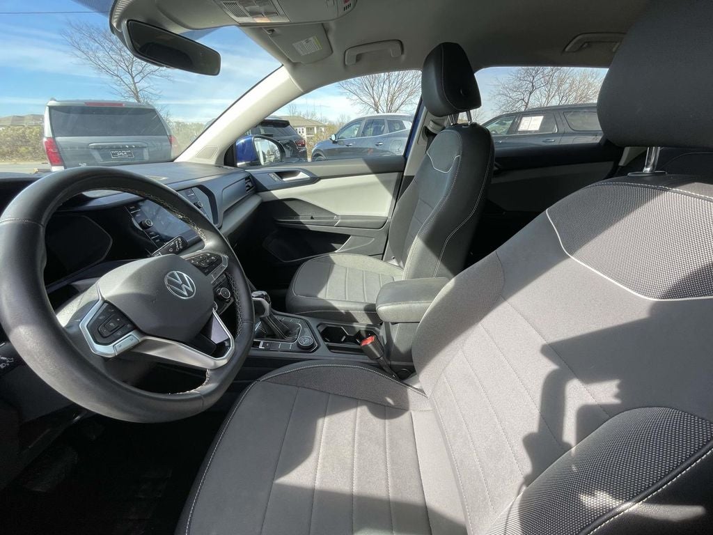 2023 Volkswagen Taos SE