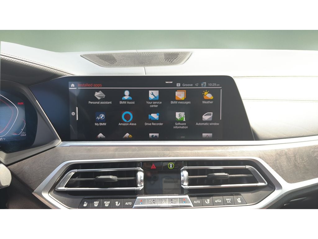 2022 BMW X7 M50i