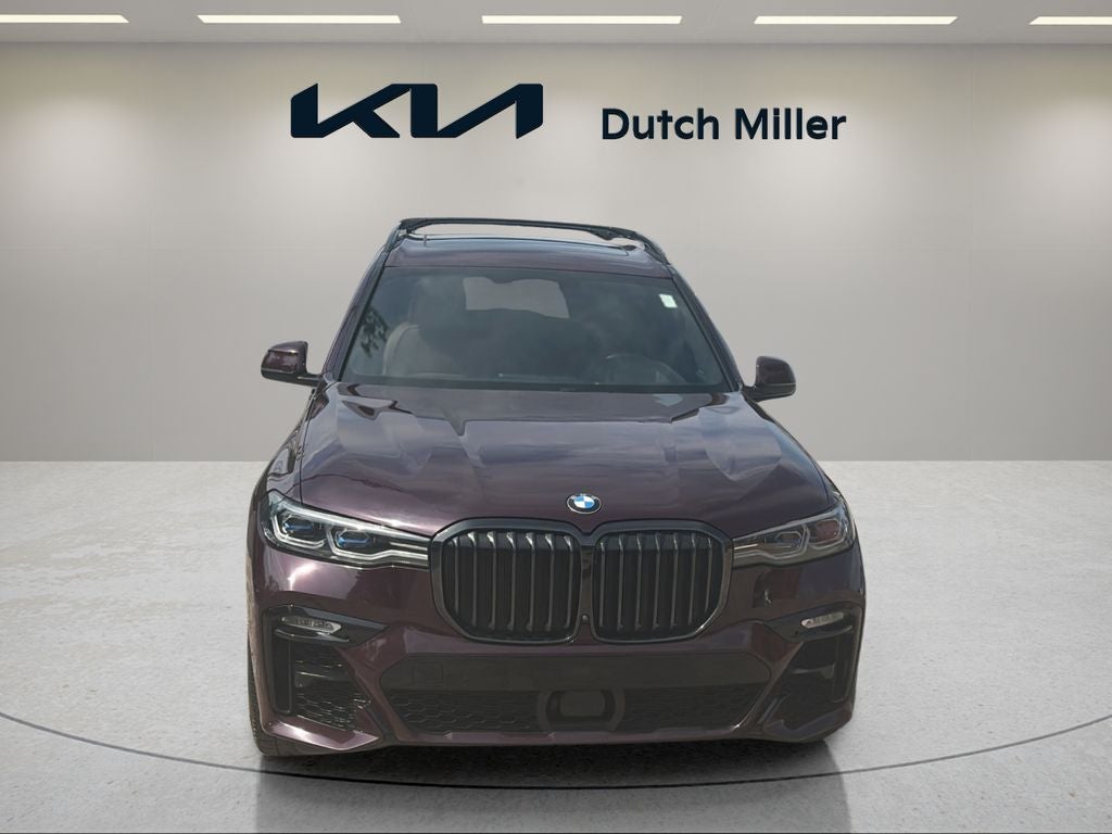 2022 BMW X7 M50i