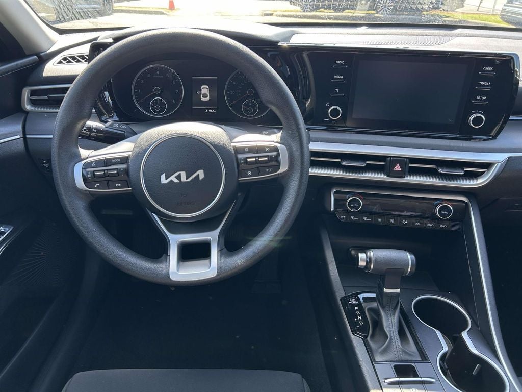 2023 Kia K5 LXS
