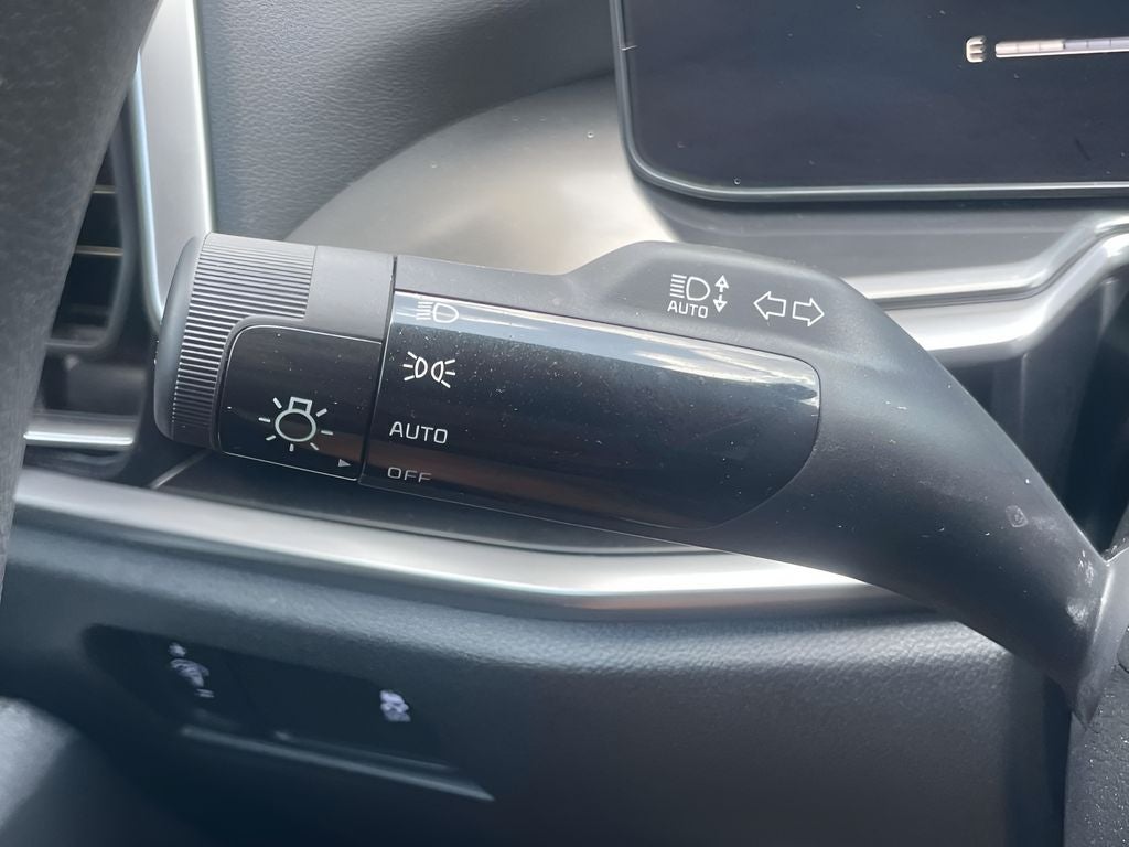 2025 Kia Sorento LX