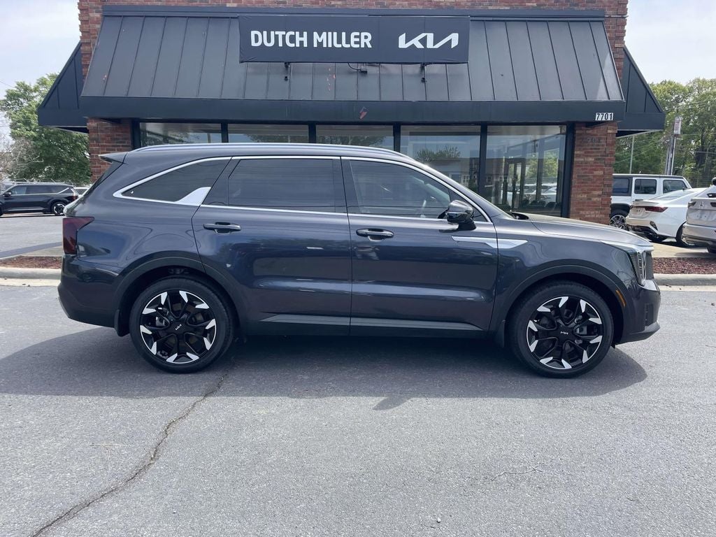 2025 Kia Sorento EX