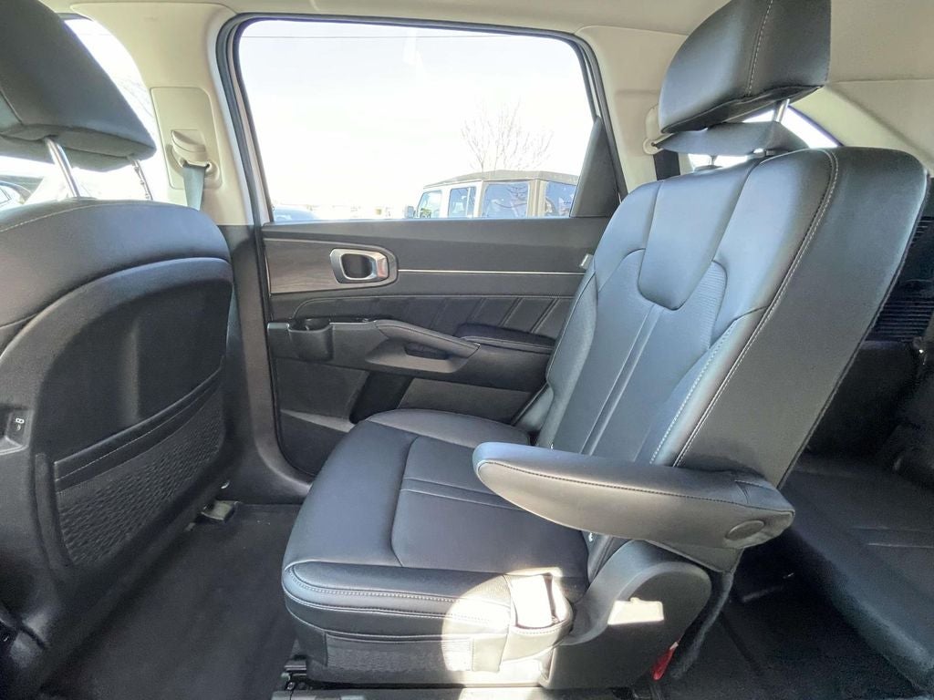 2025 Kia Sorento X-Line SX