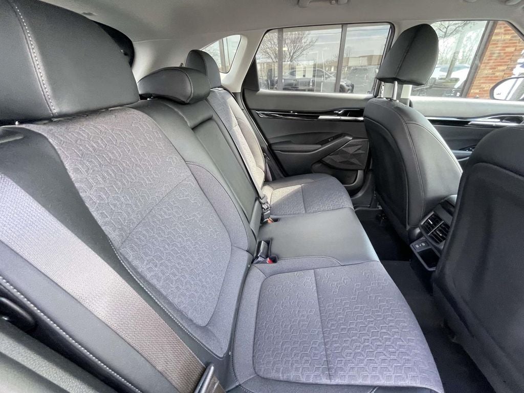 2025 Kia Seltos X-Line