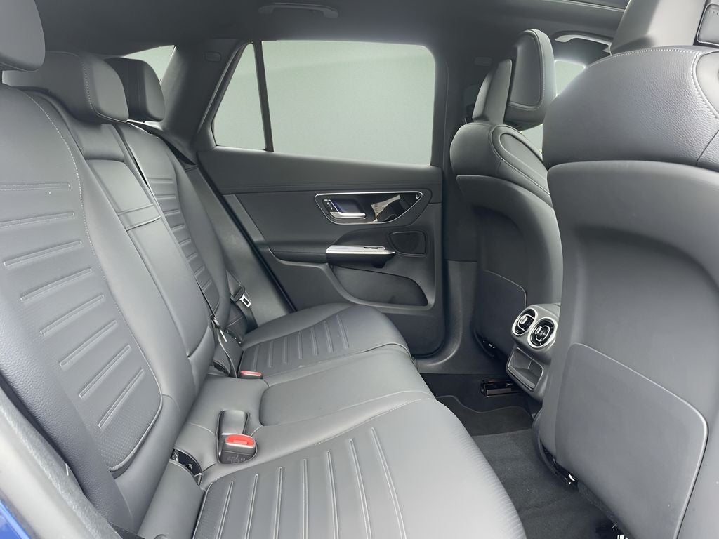 2024 Mercedes-Benz GLC 300