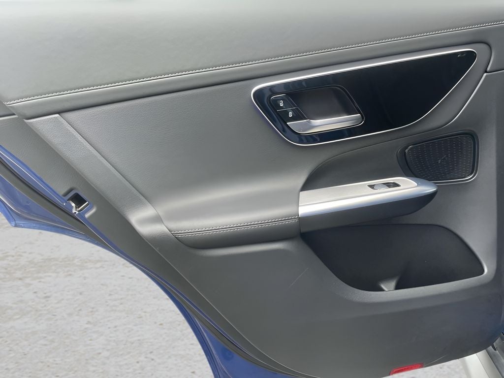 2024 Mercedes-Benz GLC 300