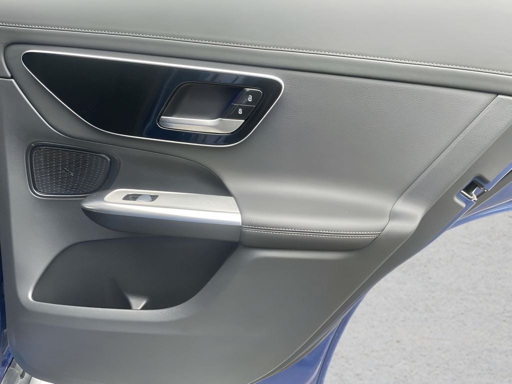 2024 Mercedes-Benz GLC 300