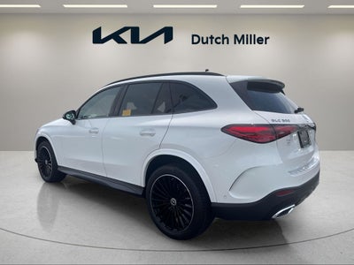 2025 Mercedes-Benz GLC 300