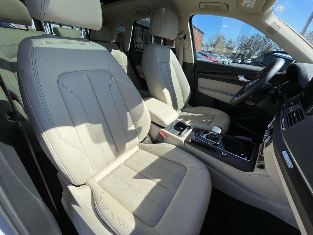 2022 Audi Q5 Premium Plus