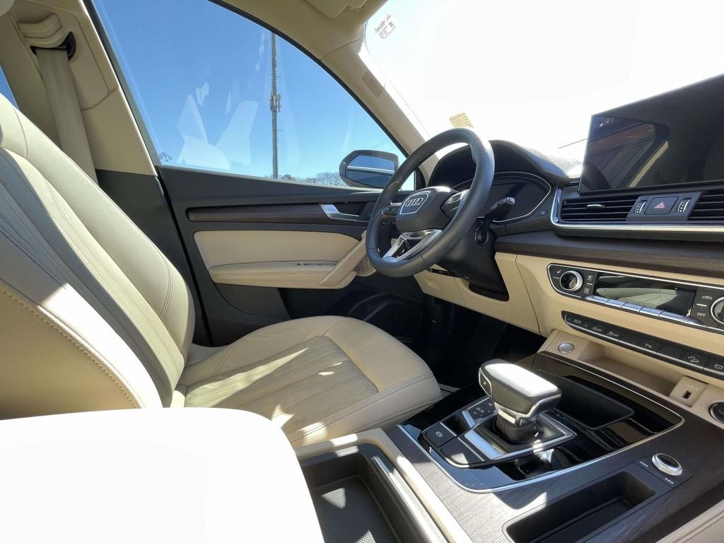 2022 Audi Q5 Premium Plus