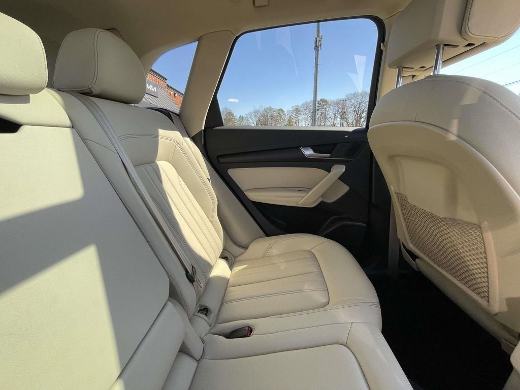 2022 Audi Q5 Premium Plus