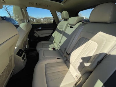 2022 Audi Q5 Premium Plus