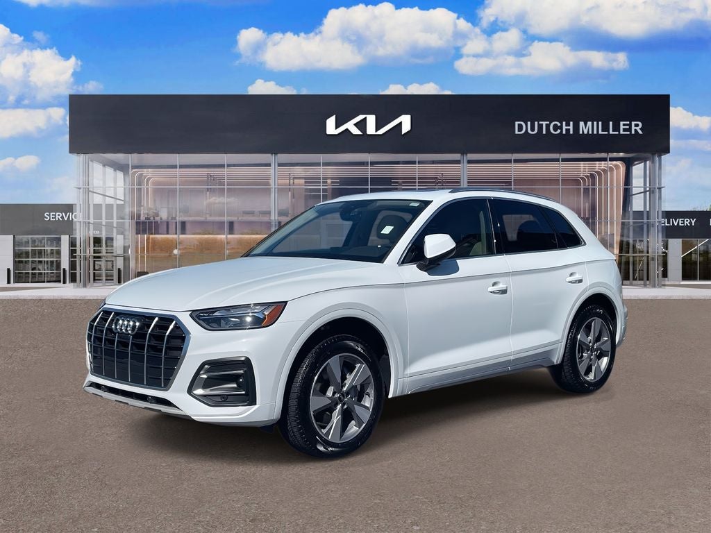 2022 Audi Q5 Premium Plus