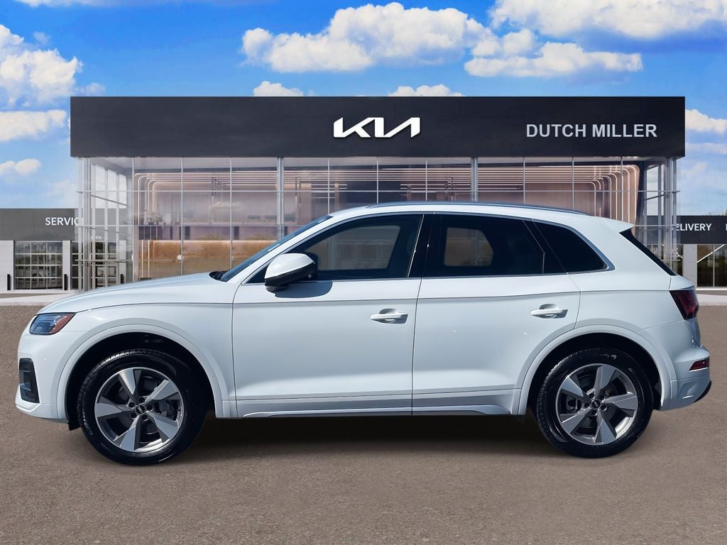 2022 Audi Q5 Premium Plus