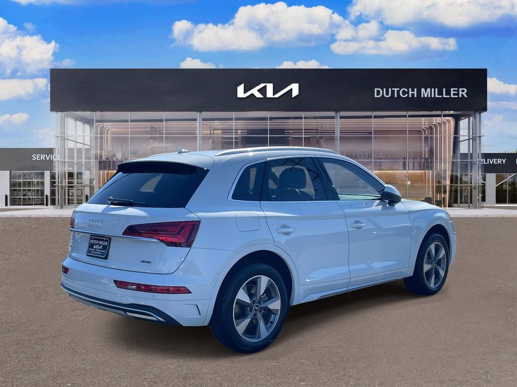 2022 Audi Q5 Premium Plus