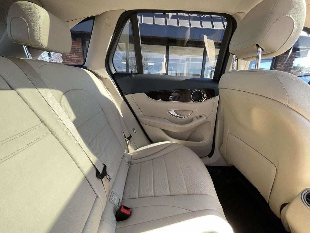 2017 Mercedes-Benz GLC 300