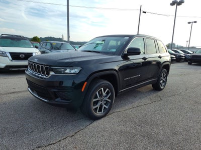 2027 Jeep Grand Cherokee Laredo X