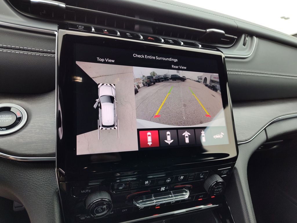 2025 Jeep Grand Cherokee Overland