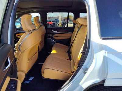 2025 Jeep Grand Cherokee Summit