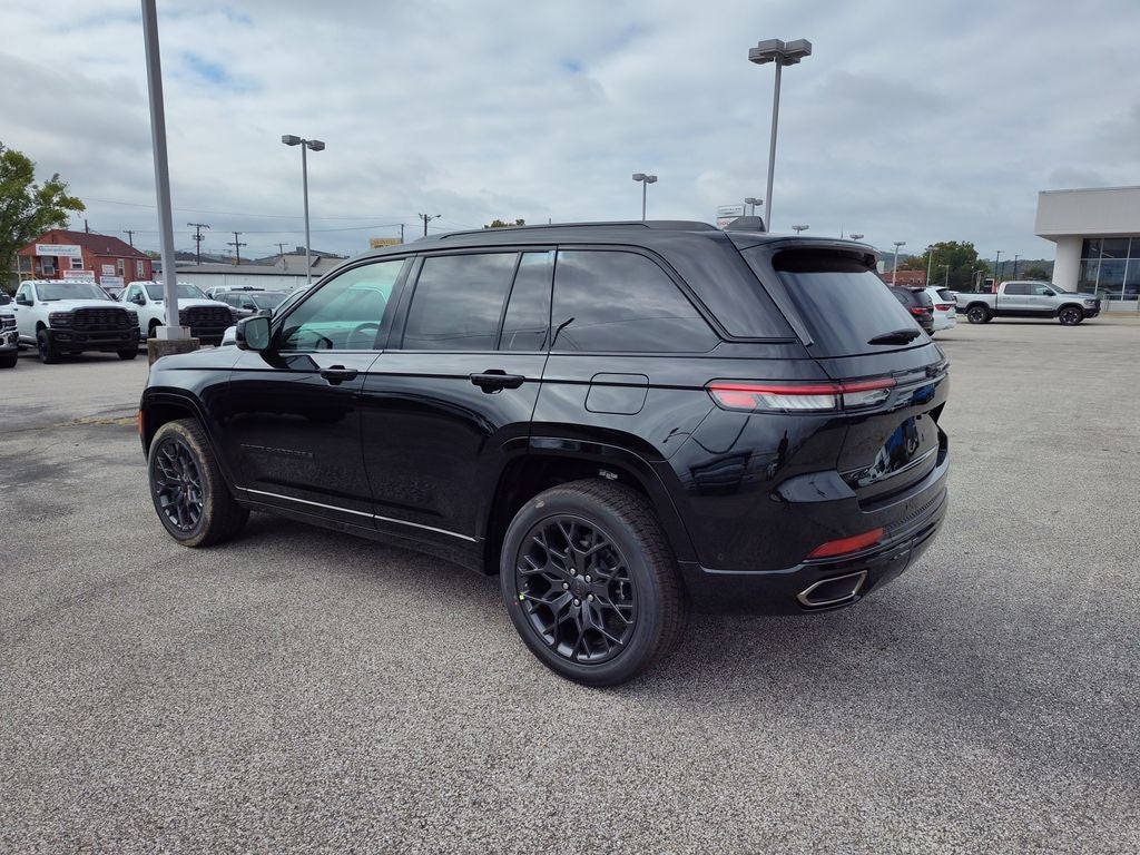 2025 Jeep Grand Cherokee Summit