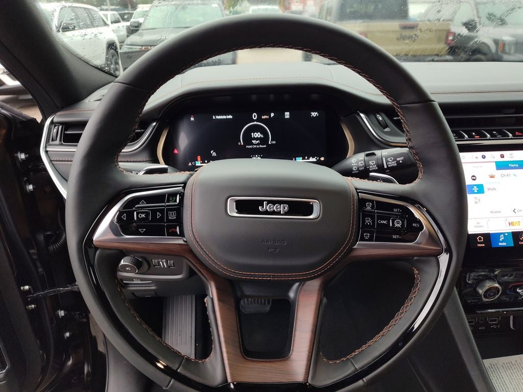 2025 Jeep Grand Cherokee Summit