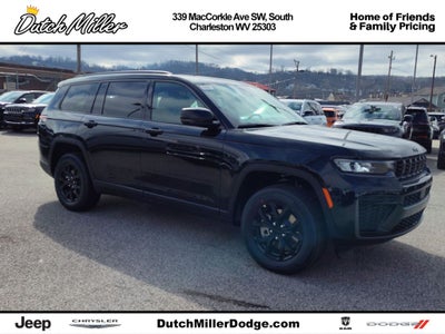 2026 Jeep Grand Cherokee Laredo Altitude