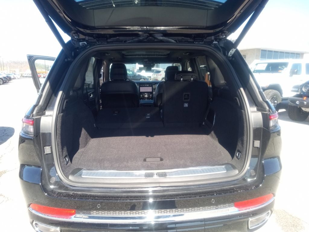 2025 Jeep Grand Cherokee 4xe Overland